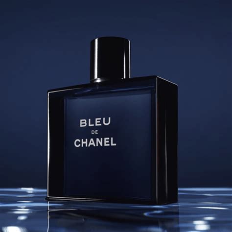 bleu de chanel fragrantica english|bleu de chanel smells like.